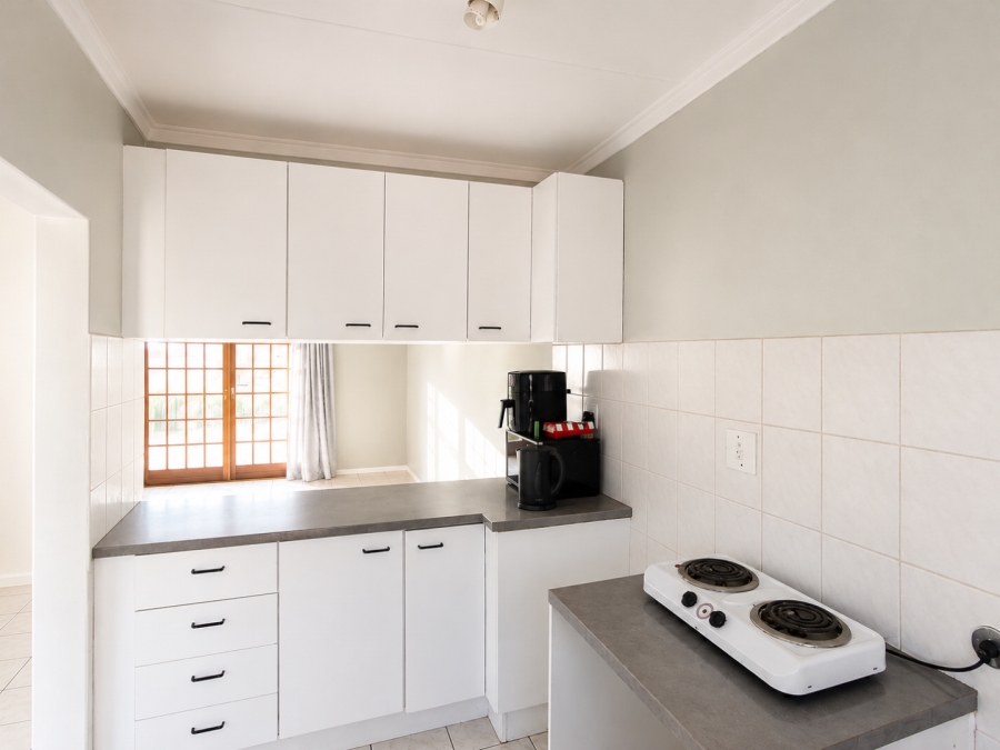 2 Bedroom Property for Sale in Langenhovenpark Free State